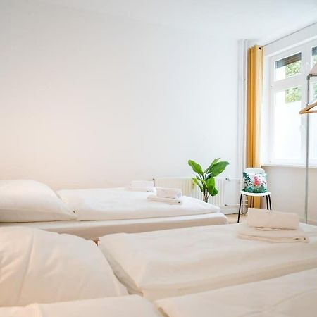 Spacious 3Br Plus Ac Self Check-In Street Parking Берлин Экстерьер фото